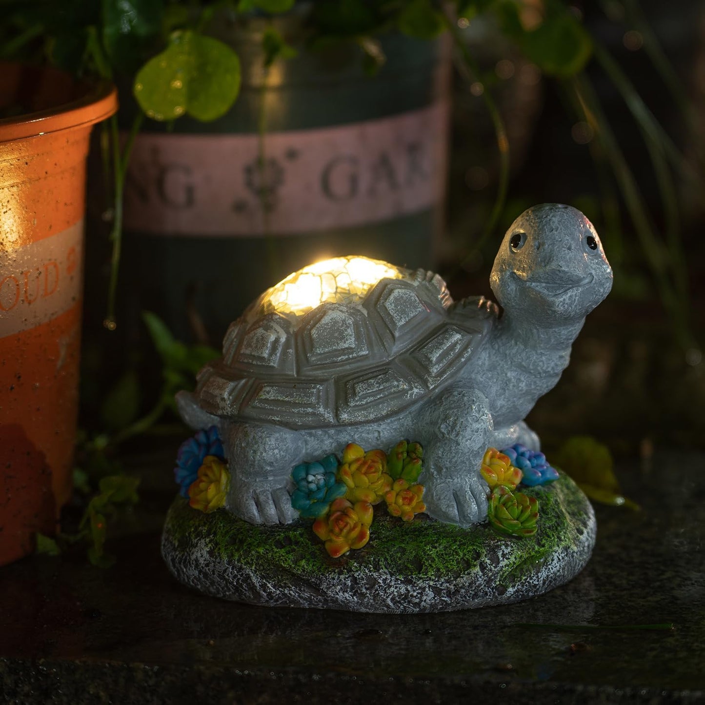 Garden Statue Dragonfly,Solar Dragonfly Decor for Outdoor,Resin Dragonflies Figurine with Solar Light for Patio,Balcony,Yard,Lawn Ornament,Perfect Garden Gift