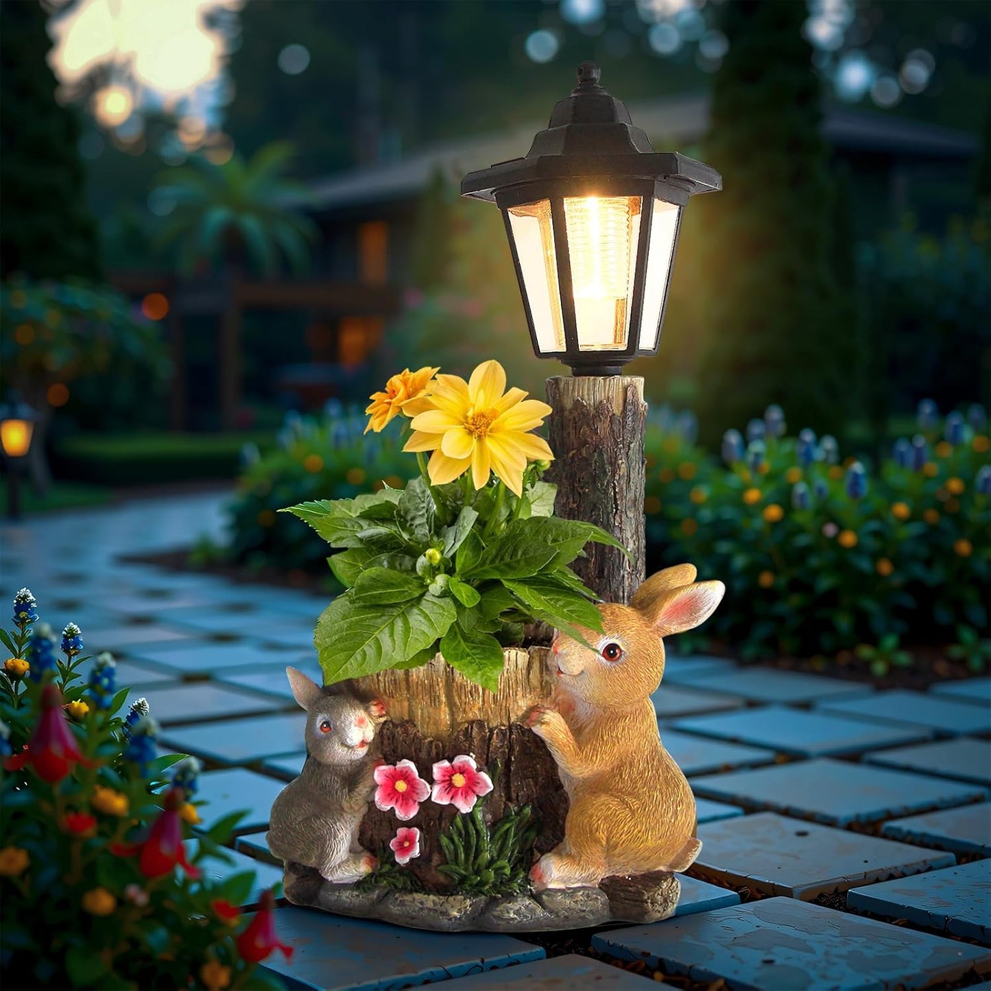 Solar Squirrels Outdoor Statues, Garden Sculptures with Flowerpot Decor & Solar Lantern for Yard Art Lawn Ornaments Porch Patio Balcony - Birthday Gifts for Women Mom